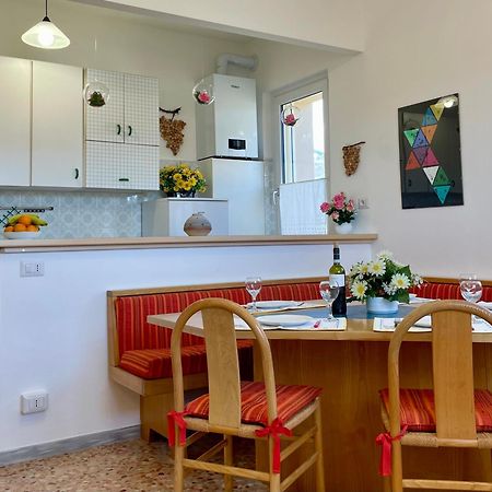 Il Nido Del Merlo Parcheggio E Giardino Verbania Exterior foto